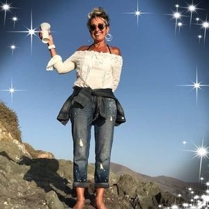 Meet your Posher, Debra